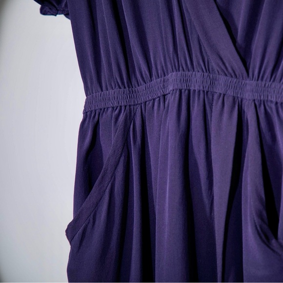 Aritzia Wilfred 100% Silk Short Sleeve Faux Wrap Classic Dress XS - Picture 4 of 6